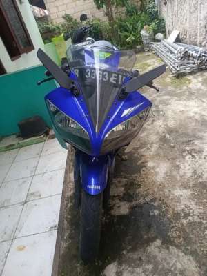 Jual bekas Yamaha R15 V2 2016,lokasi di Sukmajaya