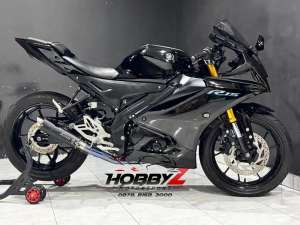 Jual bekas Yamaha r15 v4 modif ninja,mantul makyus,mantap,istimewa,lokasi di Pesanggrahan