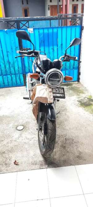 Jual bekas Yamaha scorpio z tahun 2009,lokasi di Bekasi Timur