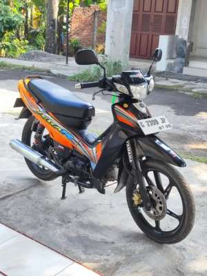 Jual bekas Yamaha Vega R Old Istimewa Asli Oren Hitam Simpanan Pribadi Lengkap ON,lokasi di Slawi