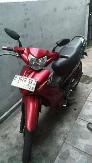 Jual bekas Yamaha vega ZR 2010 sttr topcr surt kumplit pjk hdp,lokasi di Pancoran Mas