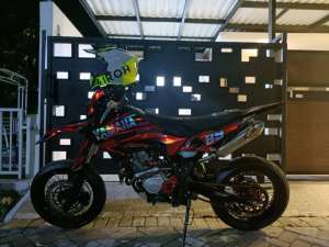 Jual bekas Yamaha WR155R 2022 MODIF HEDON FULL SPEK SUPER MULUSSS LOW KM,lokasi di Menganti