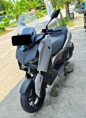 Jual bekas Yamaha X-Max ABS 250cc THN 2024,lokasi di Cilodong