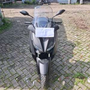 Jual bekas YAMAHA XMAX 250 2018,lokasi di Bekasi Barat