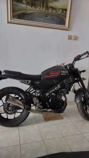 Jual bekas Yamaha XSR 155 black,lokasi di Bambu Apus