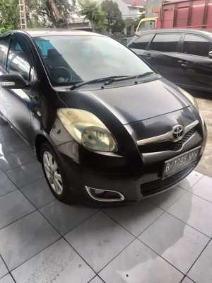 Jual bekas Yaris e metic 2011,lokasi di 