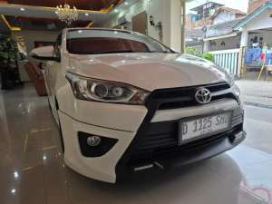 Jual bekas Yaris Trd Sportivo 2014 matic Putih,lokasi di 