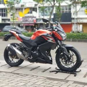 Jual bekas Z250 TAHUN 2014 KM RENDAH 13K PAJAK ON,lokasi di Cinere