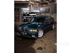 Jual bekas 1996 BMW 320i 2.0 Sedan ISTIMEWA WITH UPGRADE,lokasi di Banten