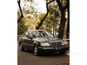 Jual bekas 1996 Mercedes-Benz E320 3.2 Sedan,lokasi di Banten