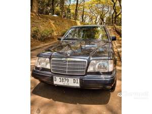 Jual bekas 1996 Mercedes-Benz E320 3.2 Sedan,lokasi di Banten