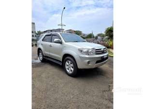 Jual bekas 2011 Toyota Fortuner 2.7 G Lux 4X2 SUV,lokasi di DKI Jakarta