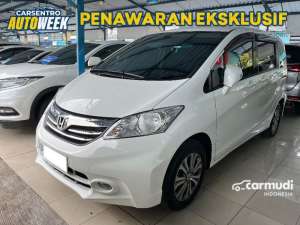 Jual bekas 2014 Honda Freed 1.5 S MPV PMK 2015,lokasi di Jawa Tengah