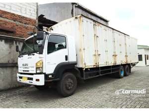 Jual bekas 2015 Isuzu Giga 7.8 FVM 34 W Lorry MULUSbanBARU MURAH Isuzu Giga tronton 6x2 Box besi 2015 bok,lokasi di DKI Jakarta