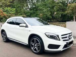 Jual bekas 2015 Mercedes-Benz GLA 200 AMG Line TURBO 250N.m Rawatan ATPM Km 51 rb Siap Pakai KREDIT TDP 61jt,lokasi di Banten