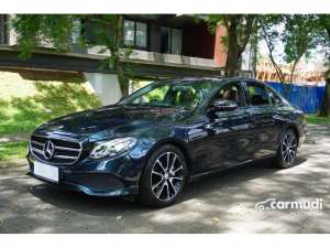 Jual bekas 2016 Mercedes-Benz E300 2.0 Avantgarde Sedan Odo 22 Rbuan DP Rendah LIMITED EDITION,lokasi di Banten