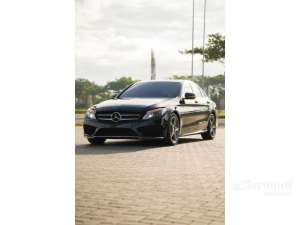 Jual bekas 2017 Mercedes-Benz C250 2.0 AMG Sedan Odo 25 Rbuan DP RENDAH,lokasi di Banten