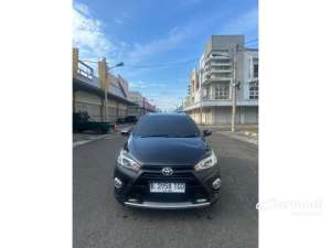 Jual bekas 2017 Toyota Yaris 1.5 TRD Sportivo Heykers Hatchback tdp10jt 2018 hitam,lokasi di DKI Jakarta