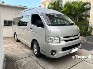 Jual bekas 2018 Toyota Hiace 2.5 Commuter Van mt travel,lokasi di DKI Jakarta