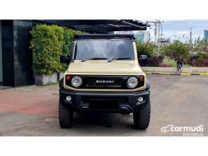 Jual bekas 2020 Suzuki Jimny 1.5 3 Door 1 Tone SUV coklat ivory km 8 ribuan pajak panjang,lokasi di DKI Jakarta