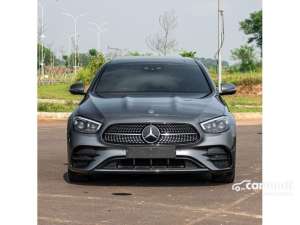 Jual bekas 2022 Mercedes-Benz E300 2.0 AMG Line Sedan Like New Super Low Miles,lokasi di Banten