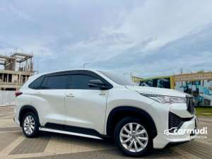Jual bekas 2022 Toyota Kijang Innova Zenix 2.0 V HV Modellista Non Premium Color MPV,lokasi di Banten