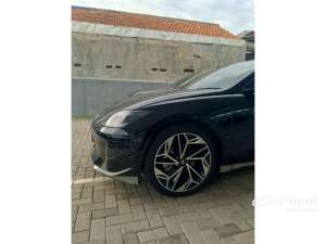 Jual bekas 2023 Hyundai IONIQ 6 0.0 Signature Long Range Sedan ex KTT 780juta Km under 900 Hubungi Mala 085718076799,lokasi di Jawa Barat
