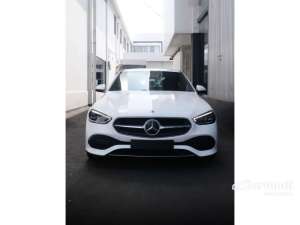 Jual bekas 2024 Mercedes-Benz C200 1.5 Avantgarde Line Sedan,lokasi di DKI Jakarta