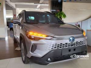 Jual bekas 2025 Toyota Corolla Cross 1,8 HEV Premium Colour Hybrid Warna Metal Stream,lokasi di Banten