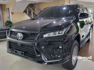 Jual bekas 2025 Toyota Fortuner 2,8 VRZ 4x4 GR SPORT TENTA DRIVE HITAM HARGA MURAH,lokasi di DKI Jakarta