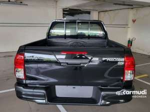 Jual bekas 2025 Toyota Hilux 2,4 G Double Cab 4X4 Pickup Hitam Ready Stock Harga Murah CashKredit,lokasi di Banten