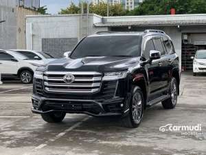 Jual bekas 2025 Toyota Land Cruiser 3,3 300 VX-R 70th Anniversary SUV,lokasi di DKI Jakarta