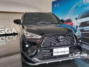 Jual bekas 2025 Toyota Yaris Cross 1,5 S HV with GR Sport Parts Aero Hybrid TSS Warna Hitam,lokasi di Banten