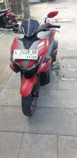 Jual bekas AEROX 155 TH 2018 mulus pjk baru,lokasi di Bubutan