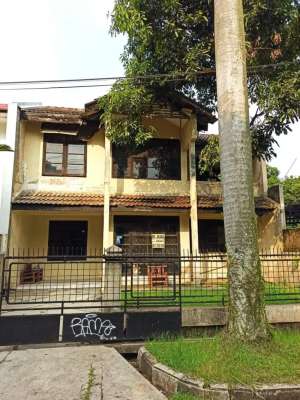 BARANANGSIANG INDAH2 KM KE TOL -RUMAH TUA KOMPLEK - JALAN 2 MOBIL lokasi di Bogor Timur - Kota, tersedia melalui melalui situs Olx