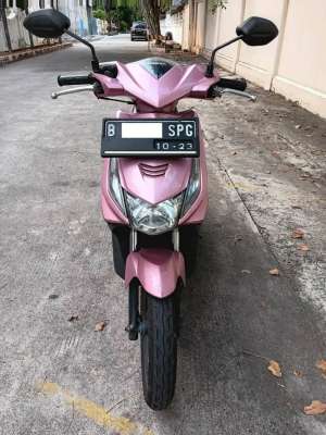Jual bekas BEAT WARNA PINK KM RENDAH PAJAK HIDUP, ORIGINAL HONDA,lokasi di Penjaringan