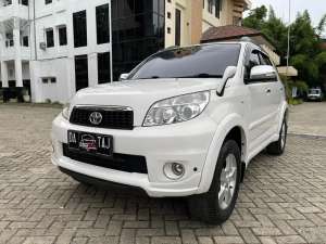 Jual bekas Bisa Dp 16jtToyota Rush 1.5 S Manual 2012,lokasi di 