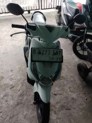 Jual bekas Bismillah Honda Beat 2009 b depok,lokasi di Cimanggis