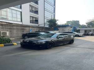 Jual bekas BMW 320i 2017 Bensin,lokasi di 