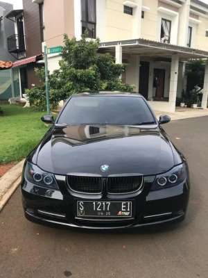 Jual bekas Bmw 320i E90 pribadi bukan showroom,lokasi di 