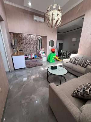 BU jual rmh117 m2hook-fulFurnish-Grand Batavia Groove-nego smpe deal lokasi di Pasar Kemis, tersedia melalui melalui situs Olx