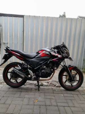 Jual bekas Cb150r old 2013,lokasi di Warungasem