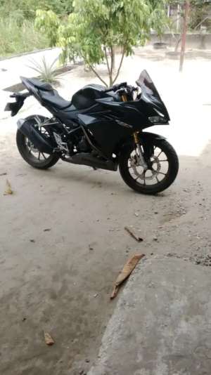 Jual bekas Cbr 150 R terbaru pemakaian 2025,lokasi di Pekanbaru Kota