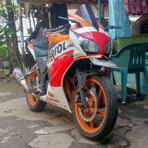 Jual bekas cBR 150 Repsol edition K45A,lokasi di Jakarta Timur