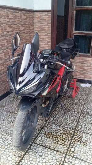 Jual bekas CBR150R 2017 K45G,lokasi di Sukorejo