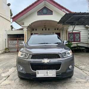 Jual bekas Chevrolet Captiva Turbo Diesel FL2 NIK 2014 Pemakaian 2015,lokasi di 