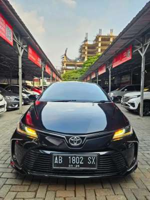 Jual bekas Corolla Altis V AT 2020 1.8 Matic Dp 10jt tk camry accord civic,lokasi di 