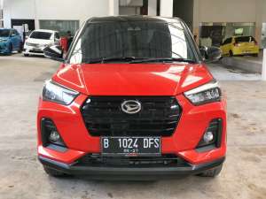 Jual bekas Daihatsu Rocky 1.0 RASAAT 2022 MERAH,lokasi di Banten