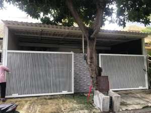 Di jual rumah perumahan pantai mentari lokasi di Bulak, tersedia melalui melalui situs Olx