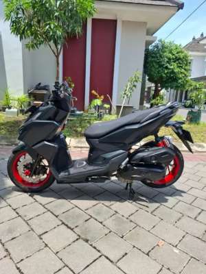 Jual bekas Dijual cepat VARIO 160cc CBS 2023 new pertamaku,lokasi di Bantul